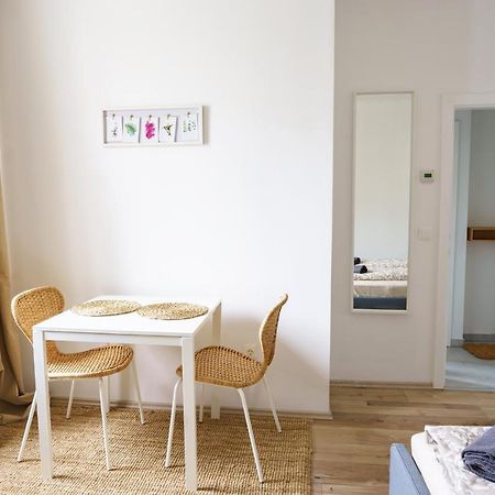 Vienna City Apartment Suedtiroler Platz Экстерьер фото